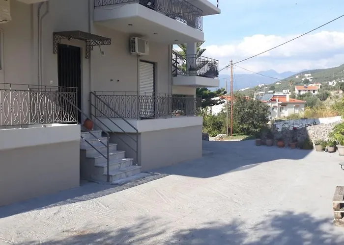 Kamari Apartments
